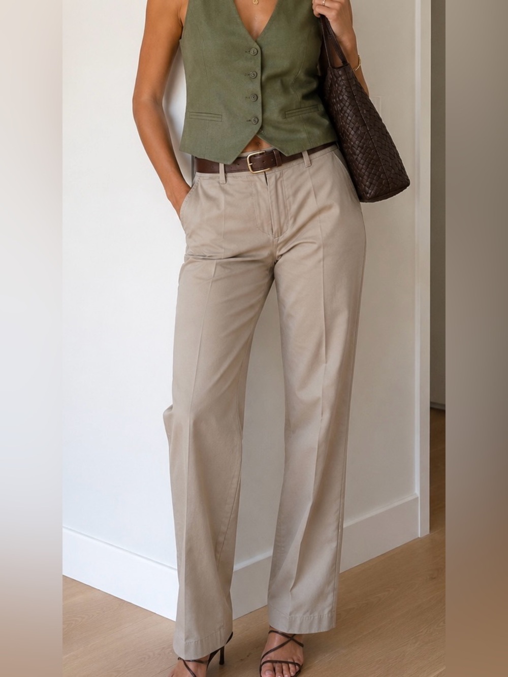 J. Crew Women's Straight Leg Pants in Tan sz8 32” inseam